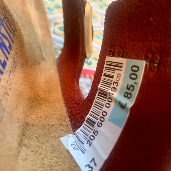 EUC Birkenstock Arizona Berry Crush - Picture 6 of 6